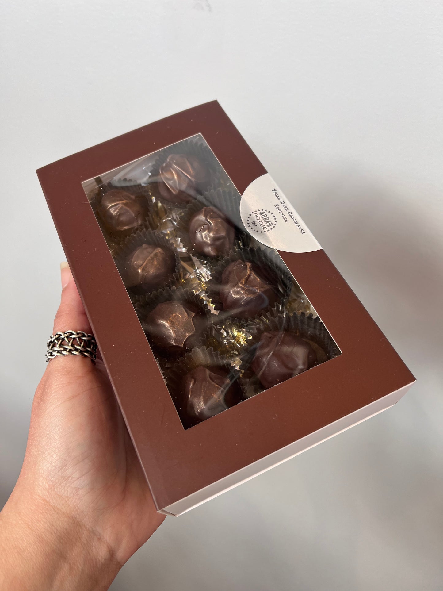 8 Truffles Box